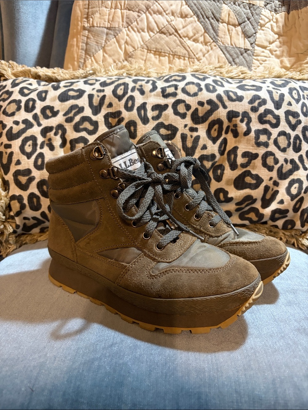 Vintage L.L. Bean olive green and brown suede hiking boots- insulated